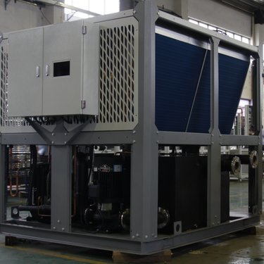 空调冷水机组四大品牌与普通机械设备安装服务详解